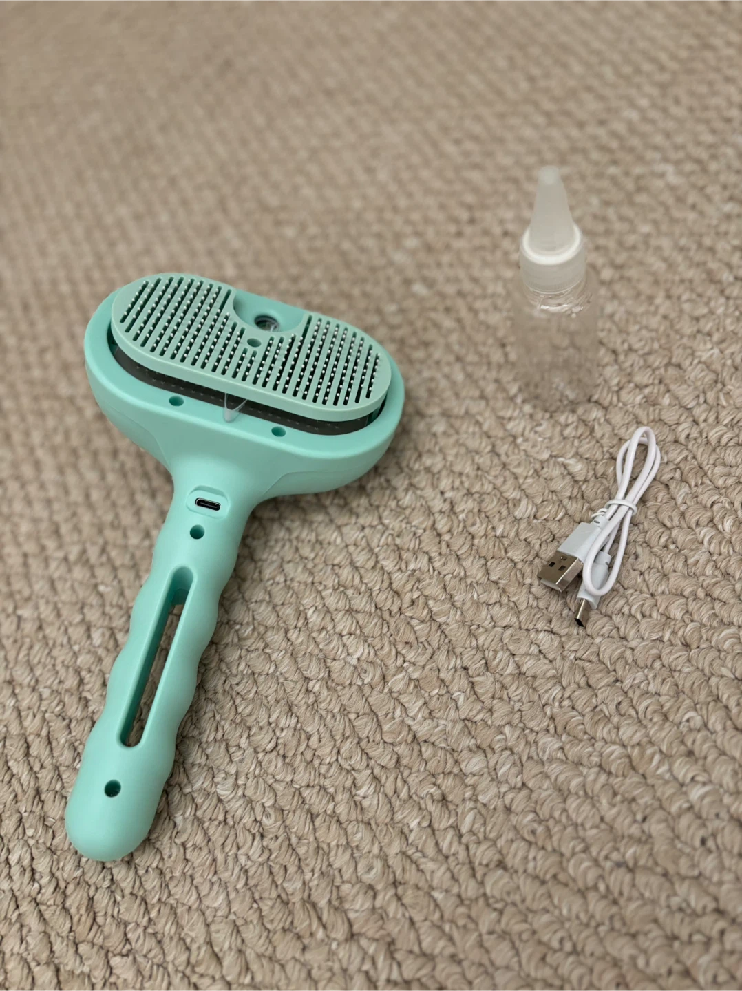 Pet Grooming Brush - Self Cleaning (BRAND NEW)