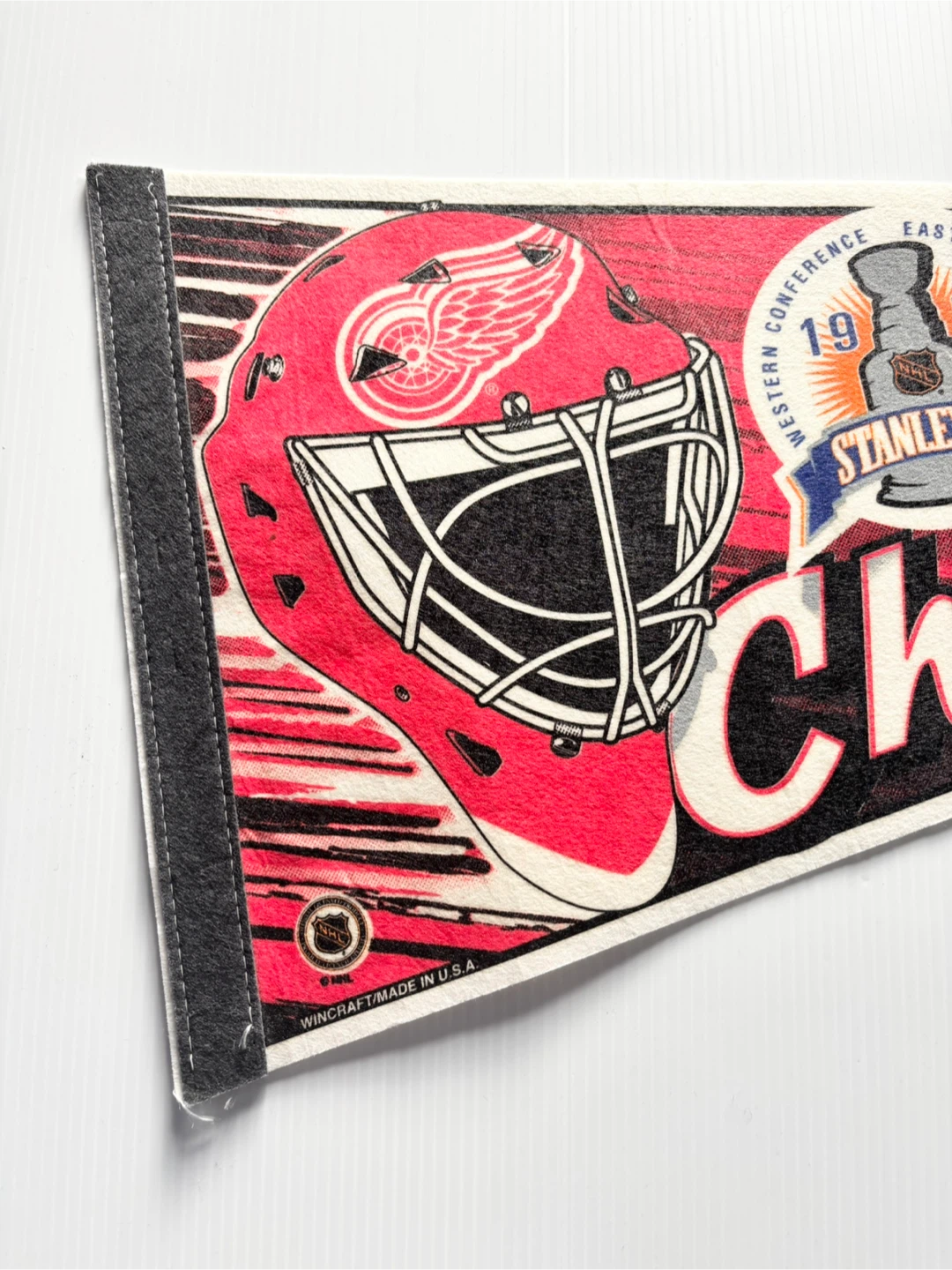 Vintage Detroit Red Wings NHL pennant - photo 2