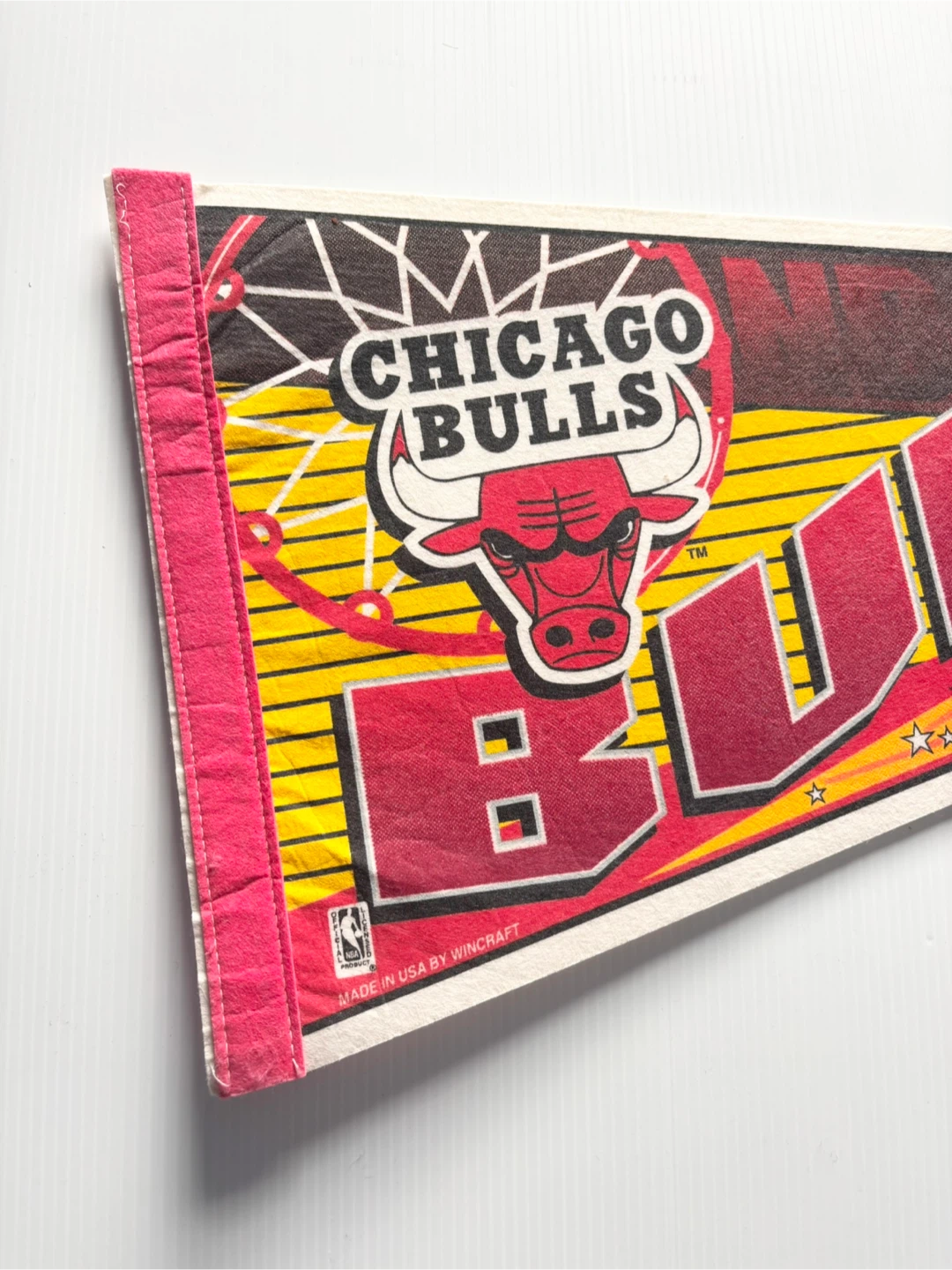 Vintage Chicago bulls NBA basketball pennant - photo 2