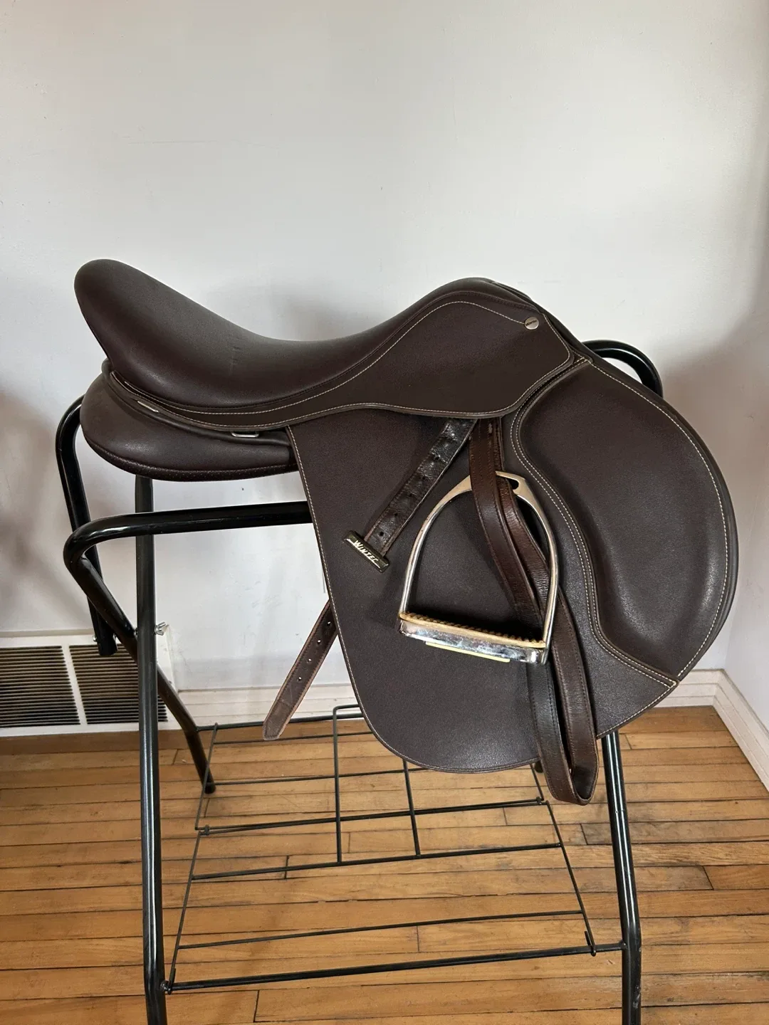 Brown Wintec All Purpose Saddle 17 inch