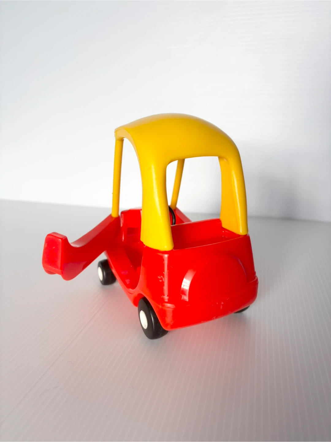 Vintage Little Tikes Cozy Coupe toy car - photo 2