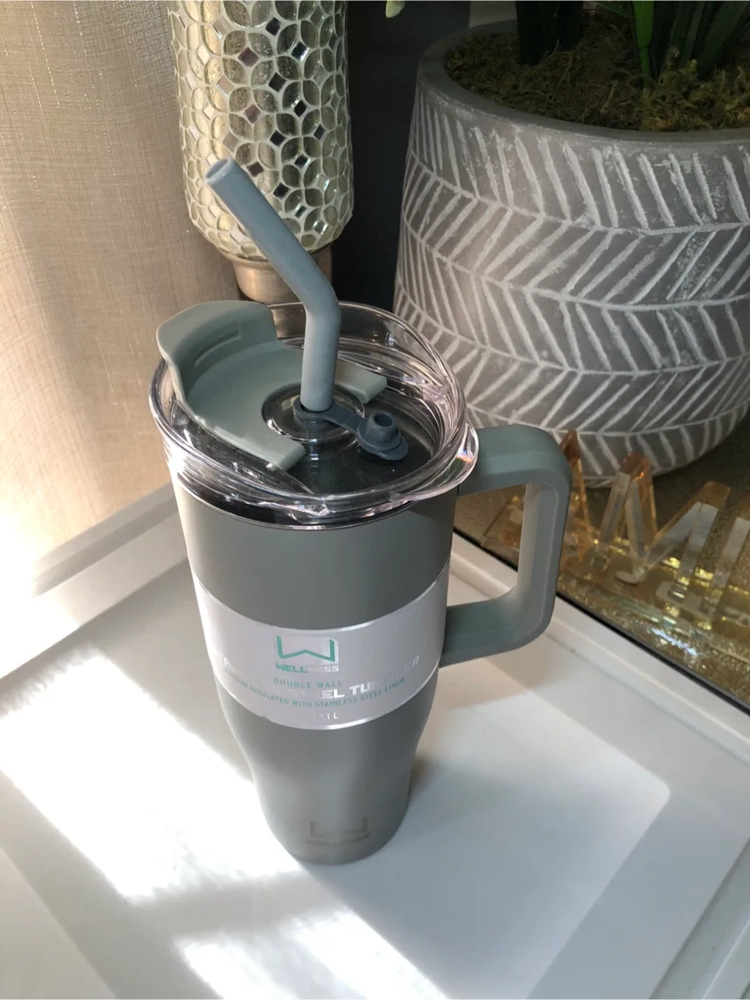 Wellness Double Wall Stainless Steel Tumbler 40oz image indicator(3)