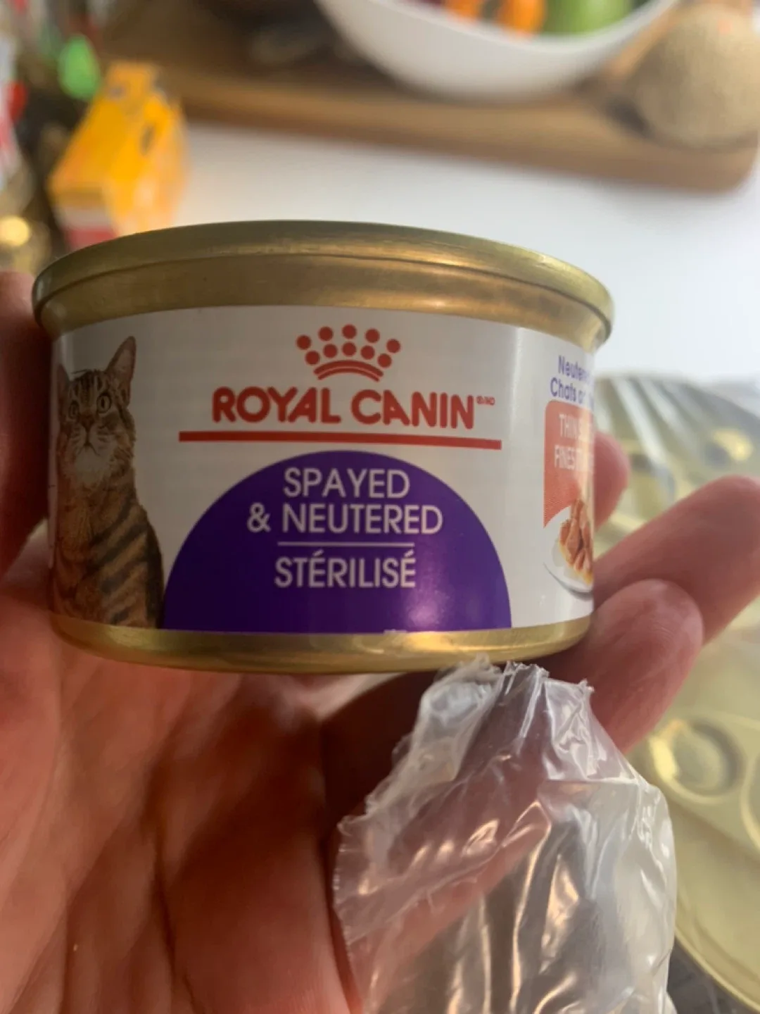 Royal Canin Spayed& Neutered Cat Food - 45Cans image indicator(2)