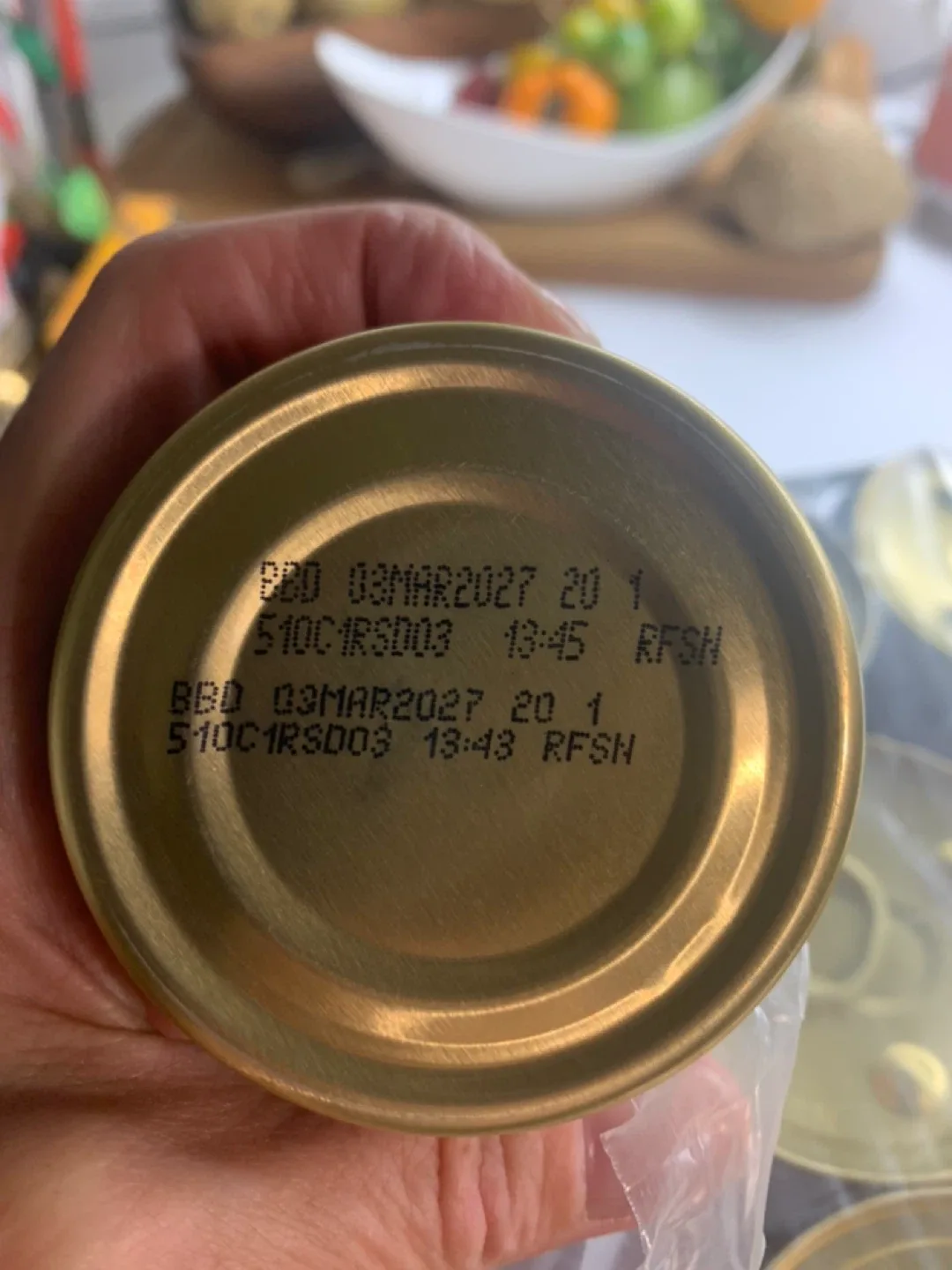 Royal Canin Spayed& Neutered Cat Food - 45Cans image indicator(3)