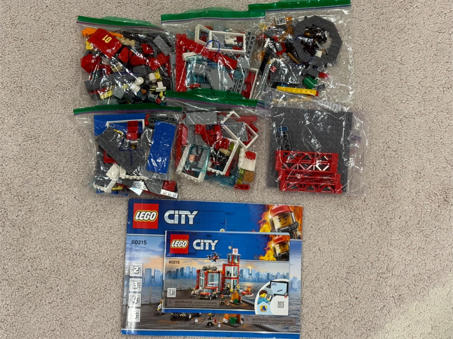 LEGO City 60215 Fire Station - photo 2