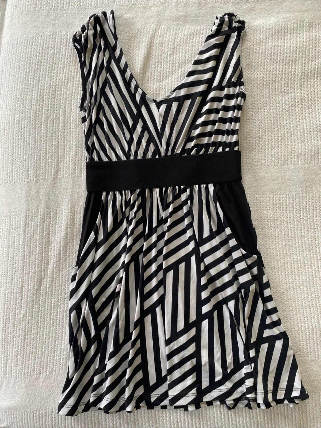 Costa Blanca Dress with pockets