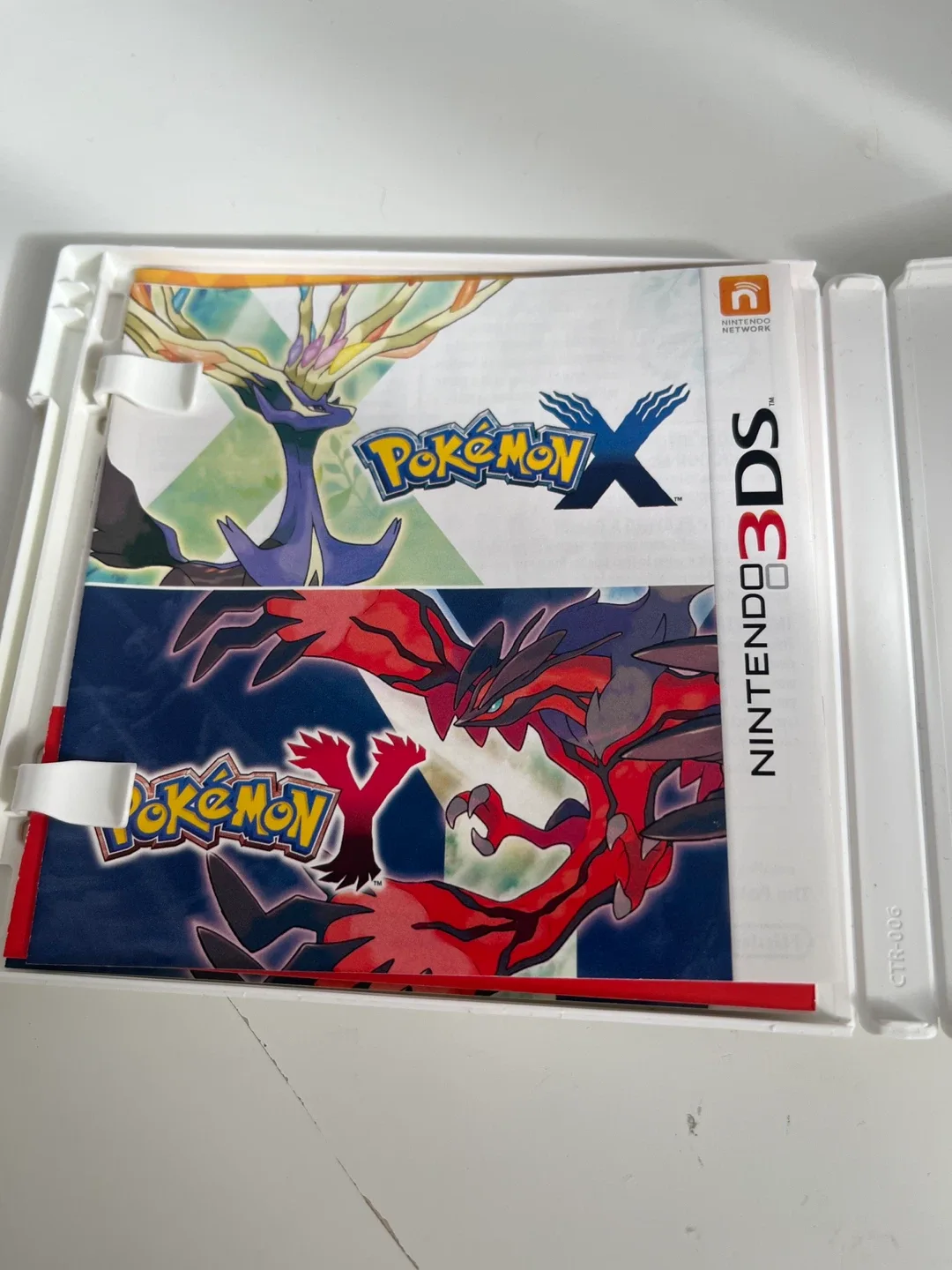 Complete In Box Pokémon Y Nintendo 3DS 🥕 Game image indicator(4)