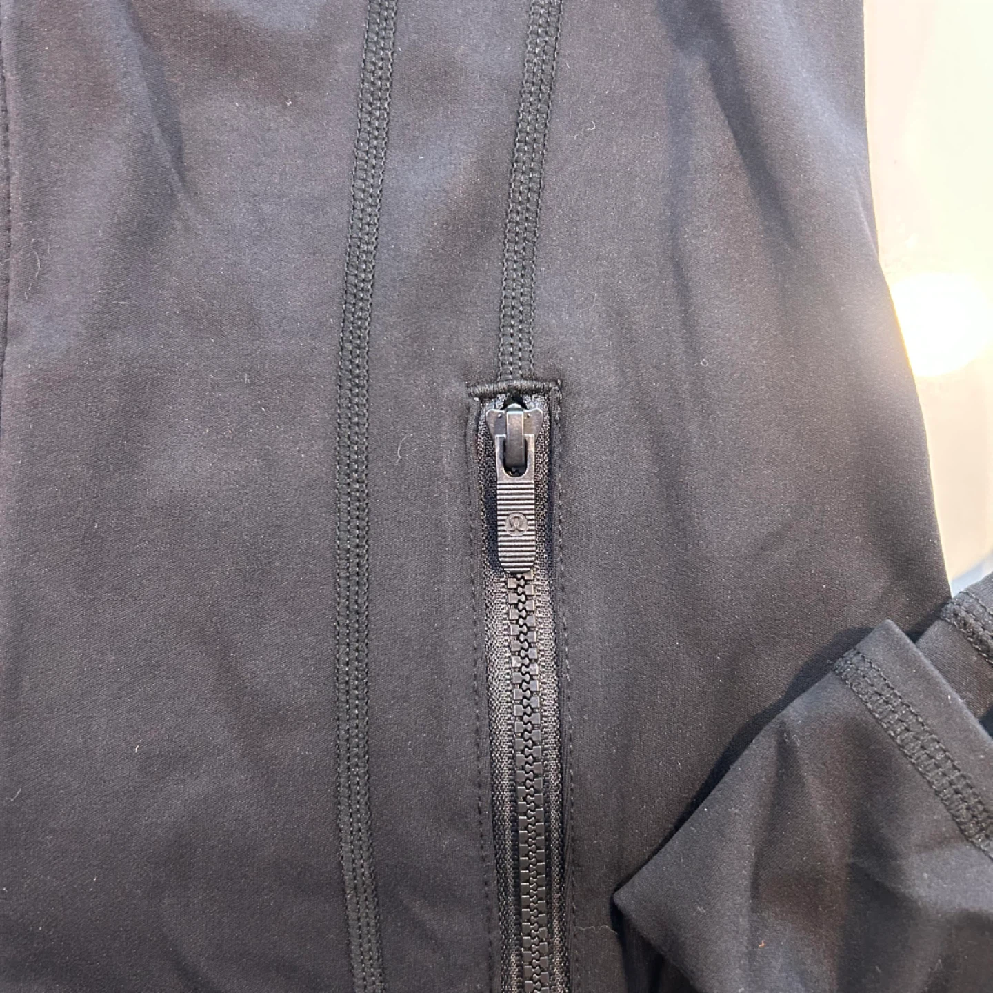 Lululemon cropped jacket - photo 3