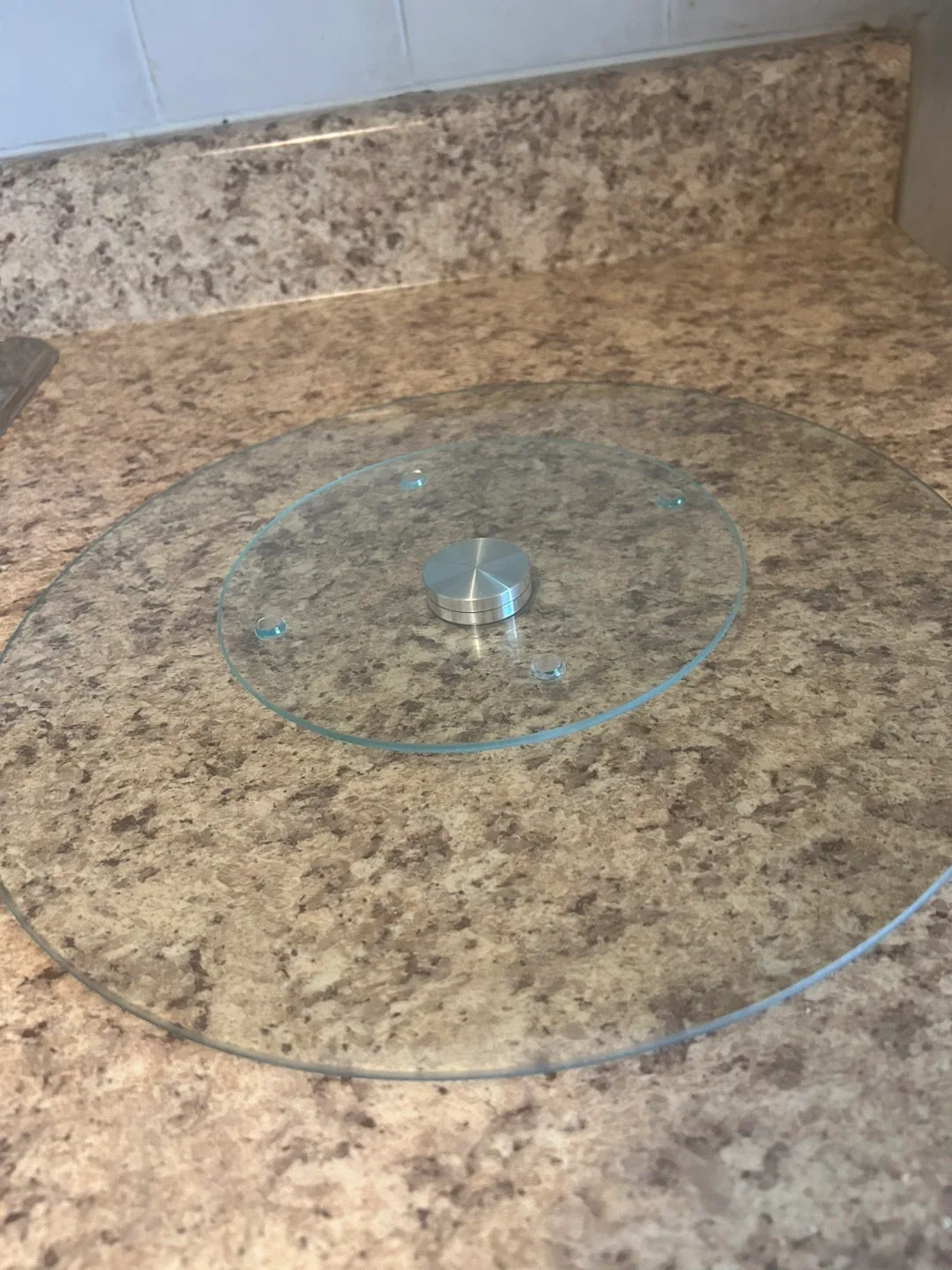 ✨ NEW Glass Lazy Susan Turntable – 13 3/4” image indicator(4)