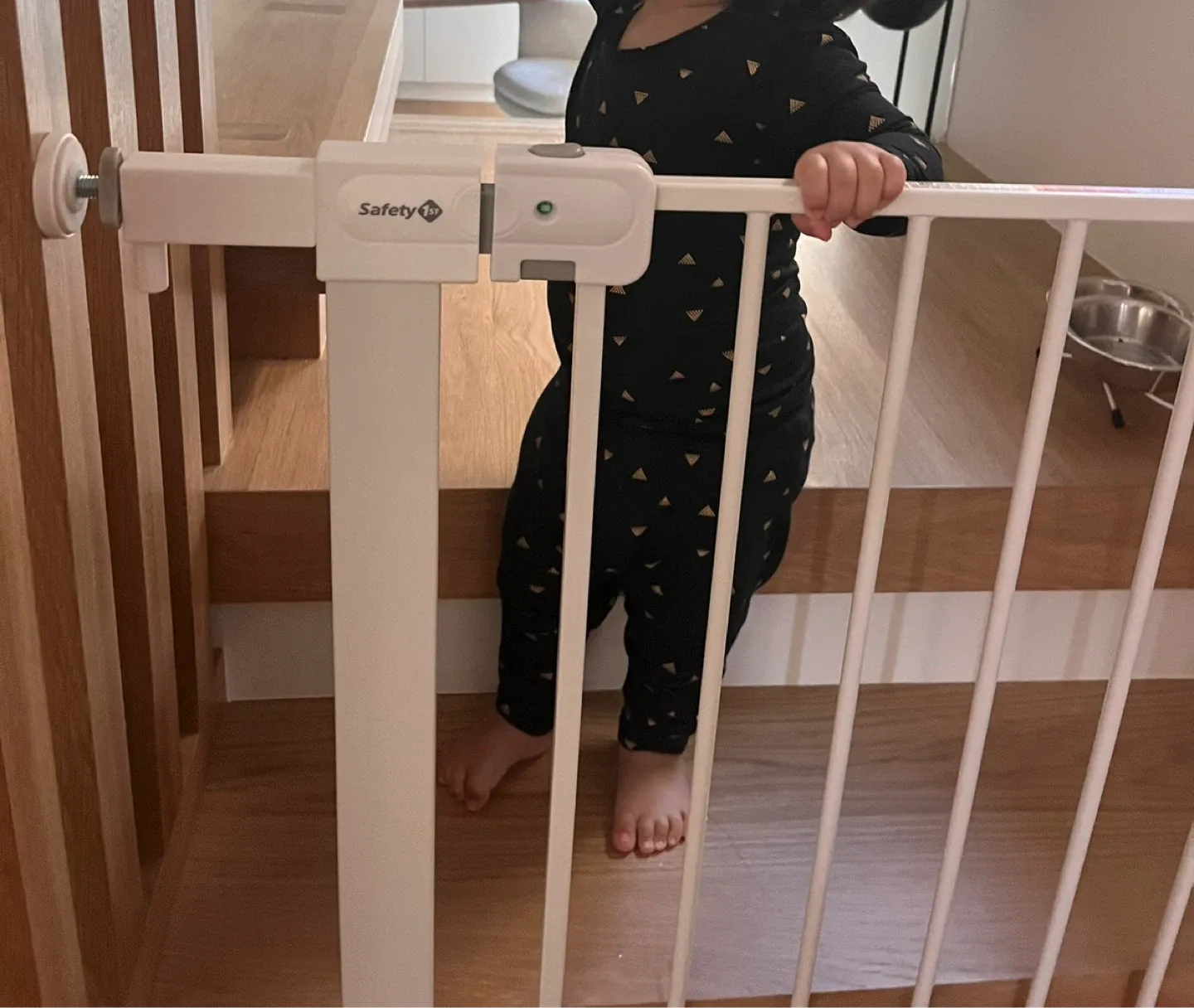 Safety 1st Tension Baby Gate (2 / $15)