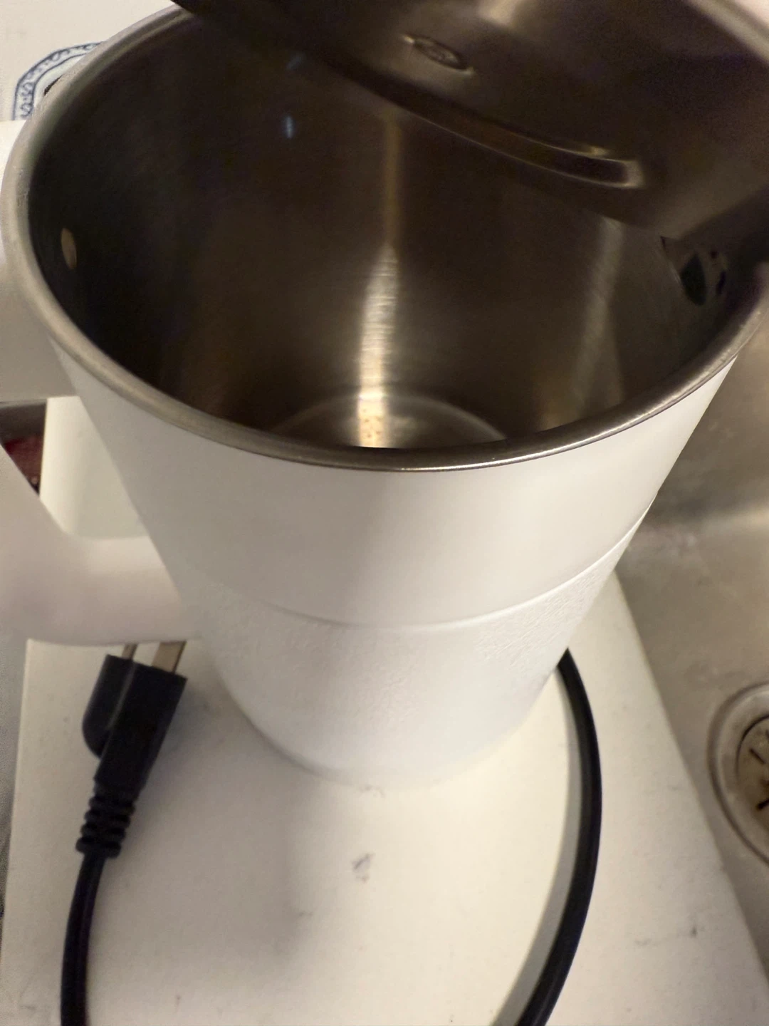 WTJMOV Electric Kettle - 0.6L Capacity🥕 - photo 3