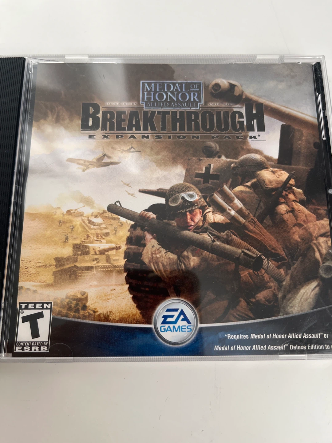 Medal of Honor: Allied Assault + Expansions - photo 3