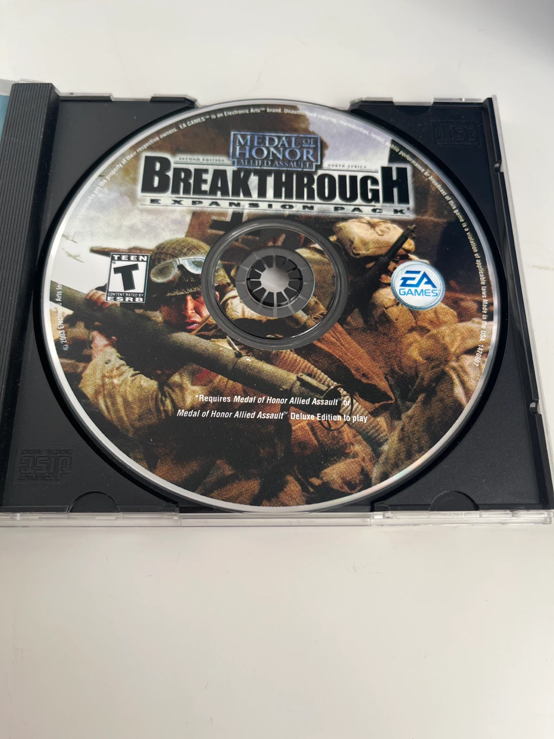 Medal of Honor: Allied Assault + Expansions - photo 5