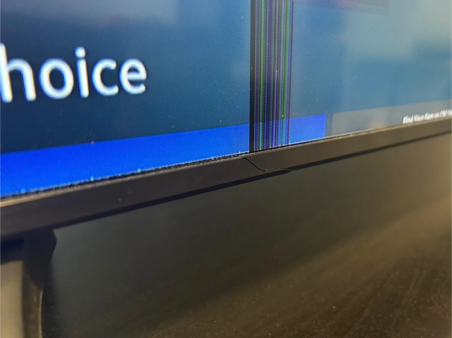 Samsung TV 50-inch - Damaged Screen - photo 3