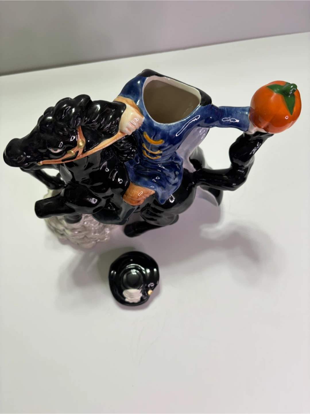Papel Freelance Headless Horseman Teapot - photo 2