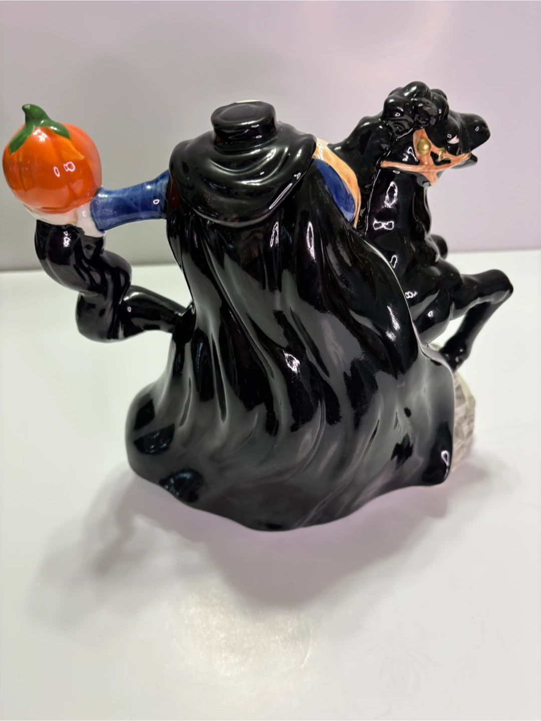 Papel Freelance Headless Horseman Teapot - photo 3