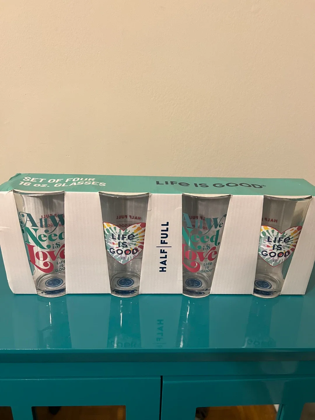 ✨ NEW 16oz Glass Set (4pcs) “All We Need Is Love”