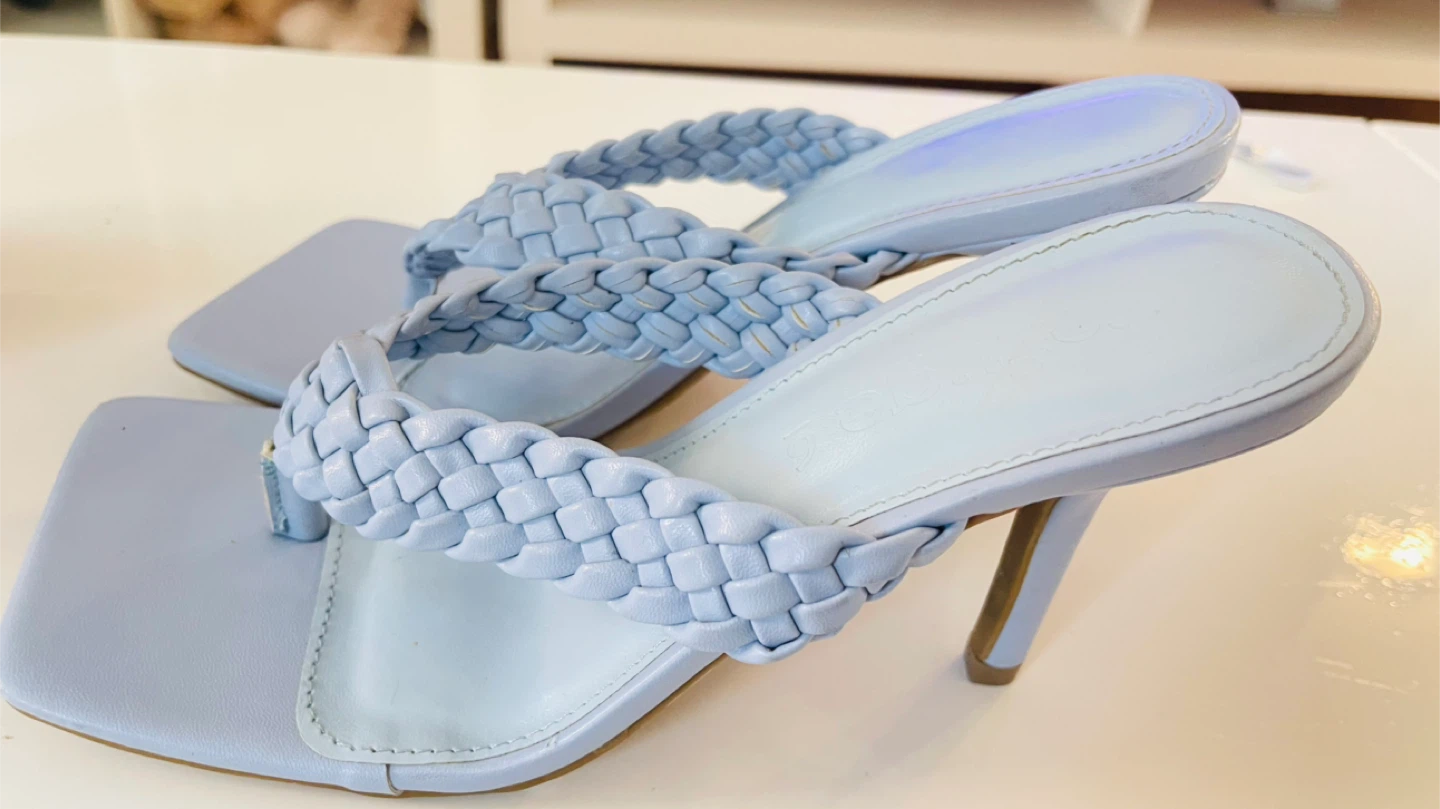 Refuge Heels - Size 6 - Light Blue - photo 5