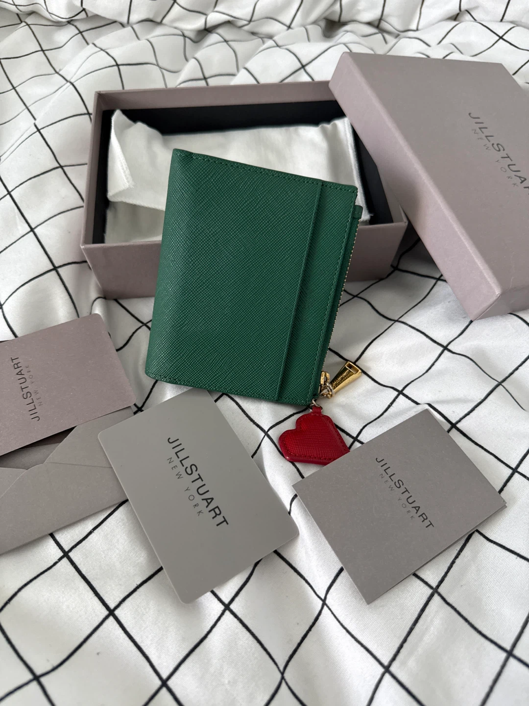JILLSTUART Wallet with Heart Charm (Full box) - photo 3