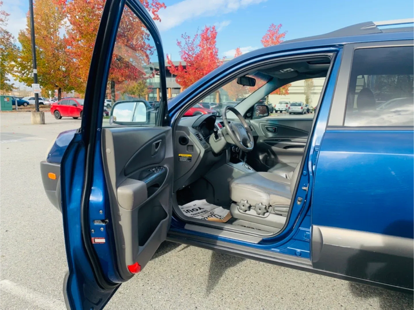 2007 Blue Hyundai Tucson SUV image indicator(4)