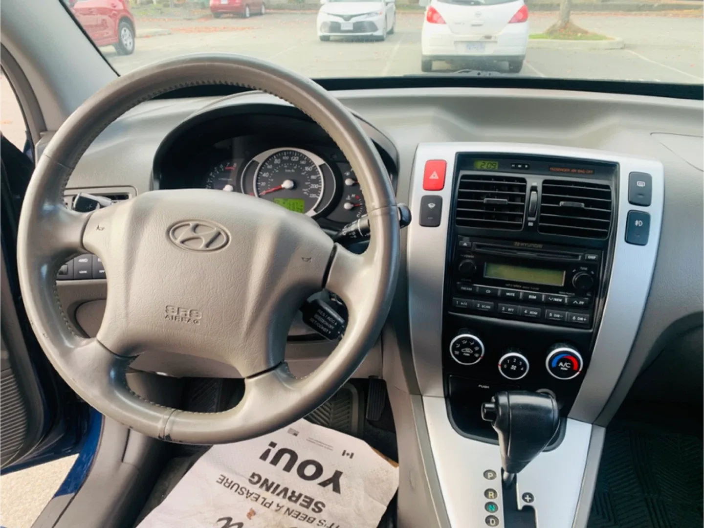 2007 Blue Hyundai Tucson SUV image indicator(8)