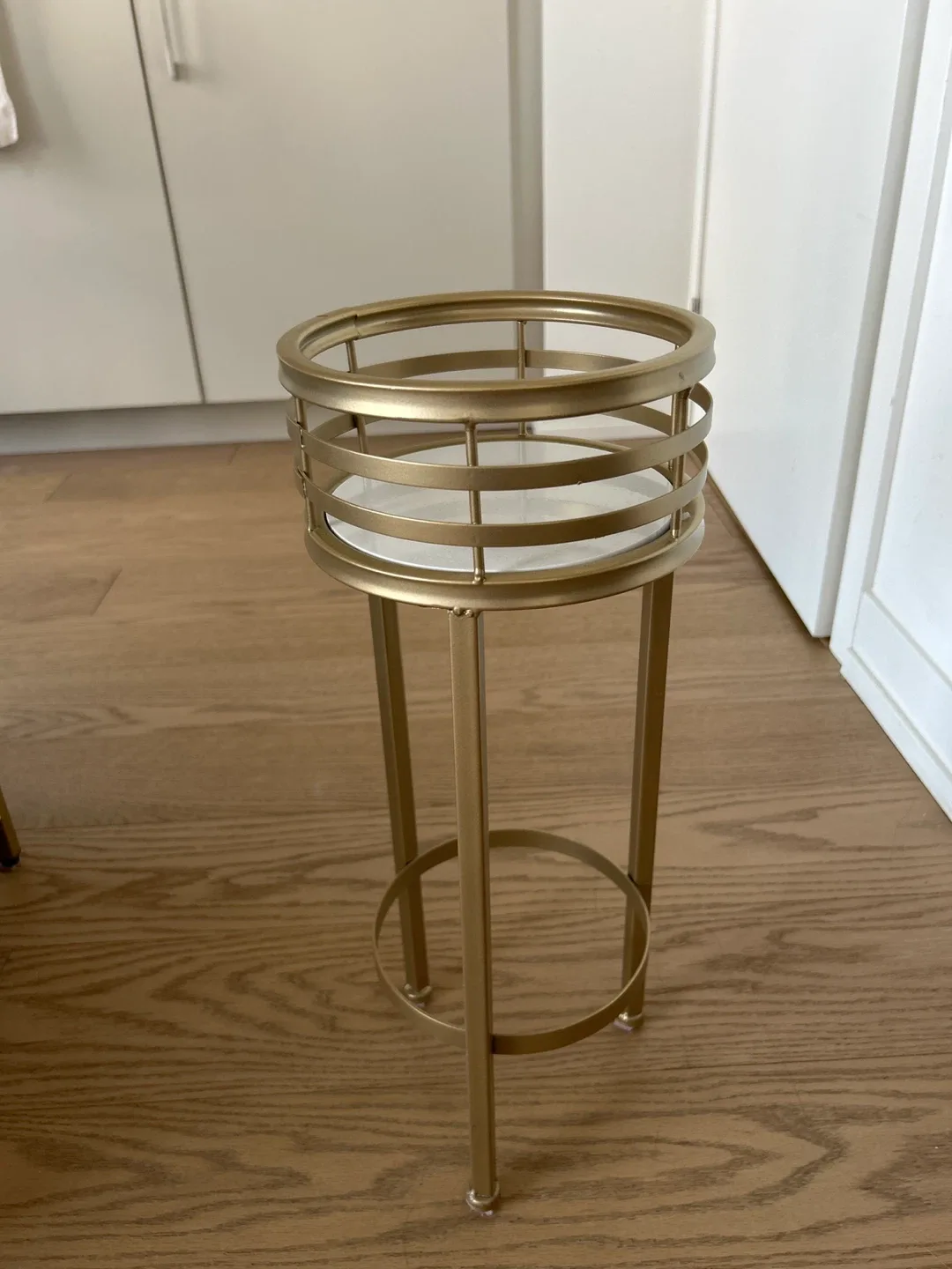 Plant Stand thumbnail