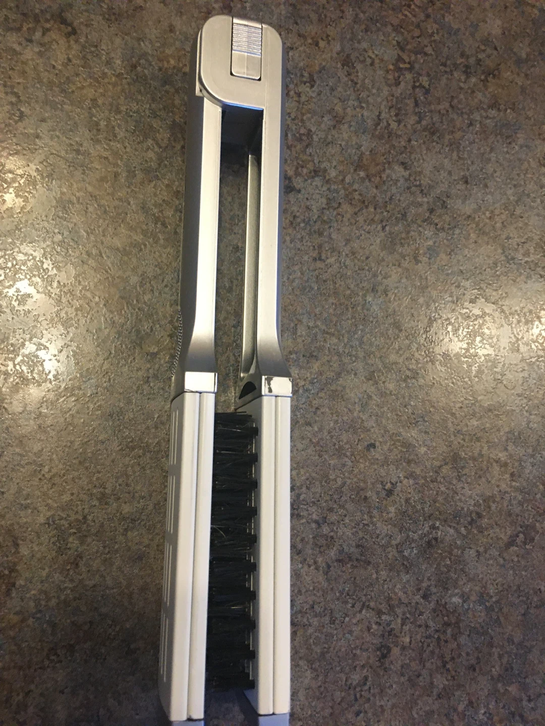 Advance Techniques Hair Straightening Brush - photo 2