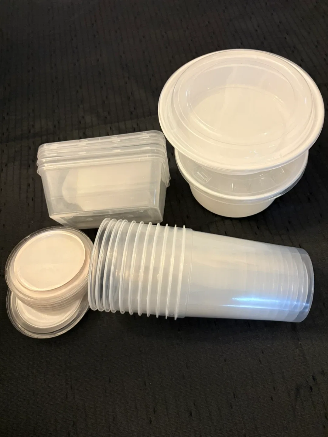 Variety of Food Storage Containers 🥕 image indicator(2)