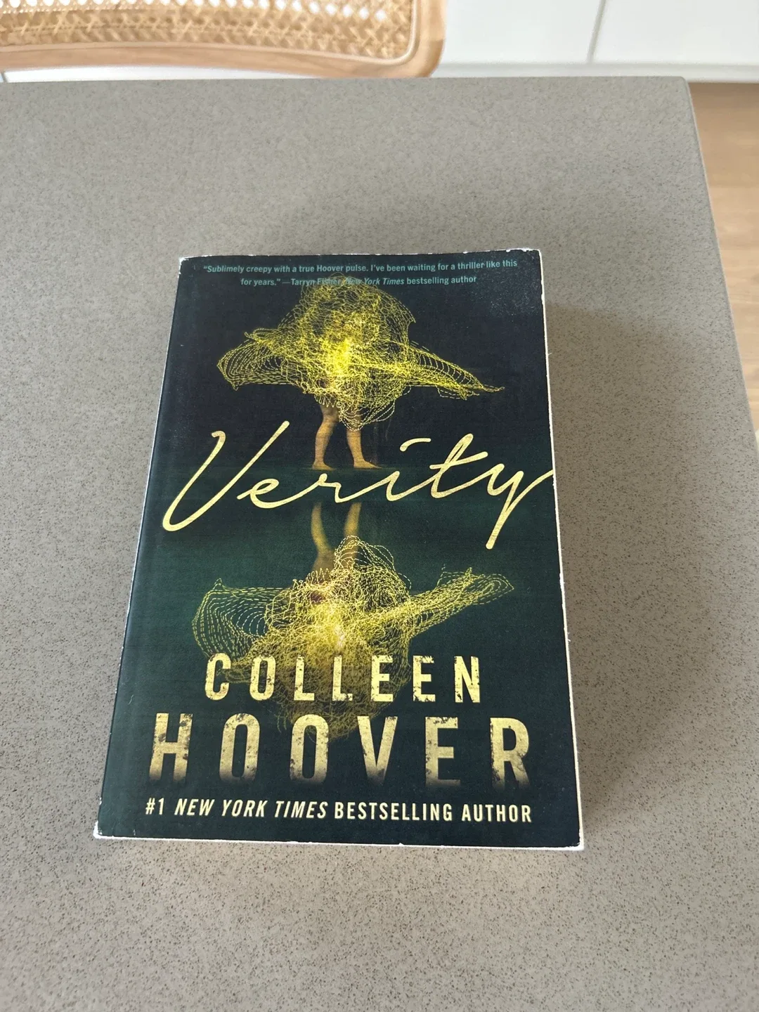 Verity - Colleen Hoover thumbnail