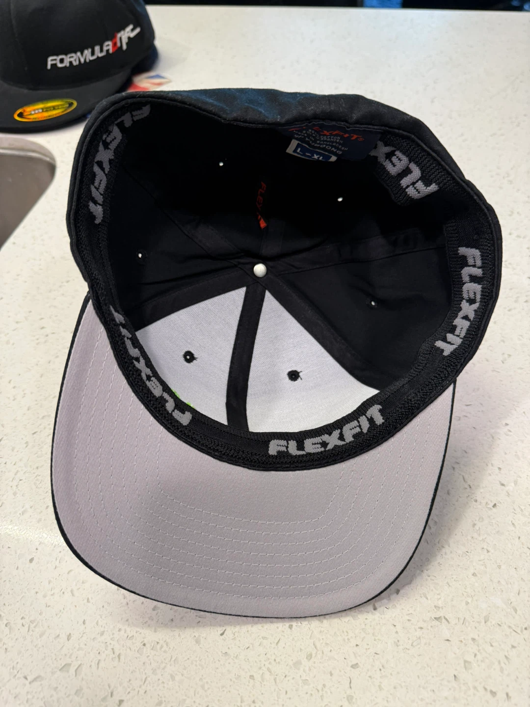 Mac Tools Flexfit Hat - Size L/XL - photo 3