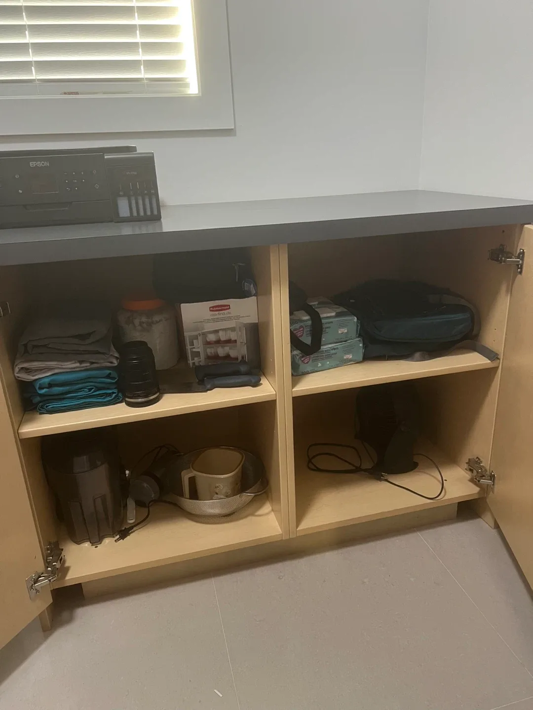 Cabinet with top image indicator(2)