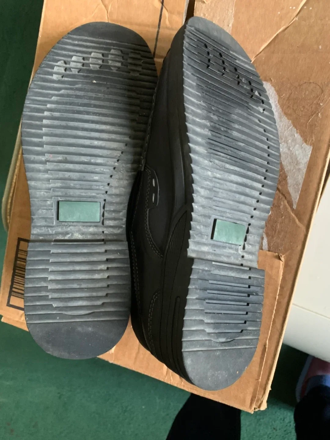 Free Man Black Leather Slip-On Shoes image indicator(4)