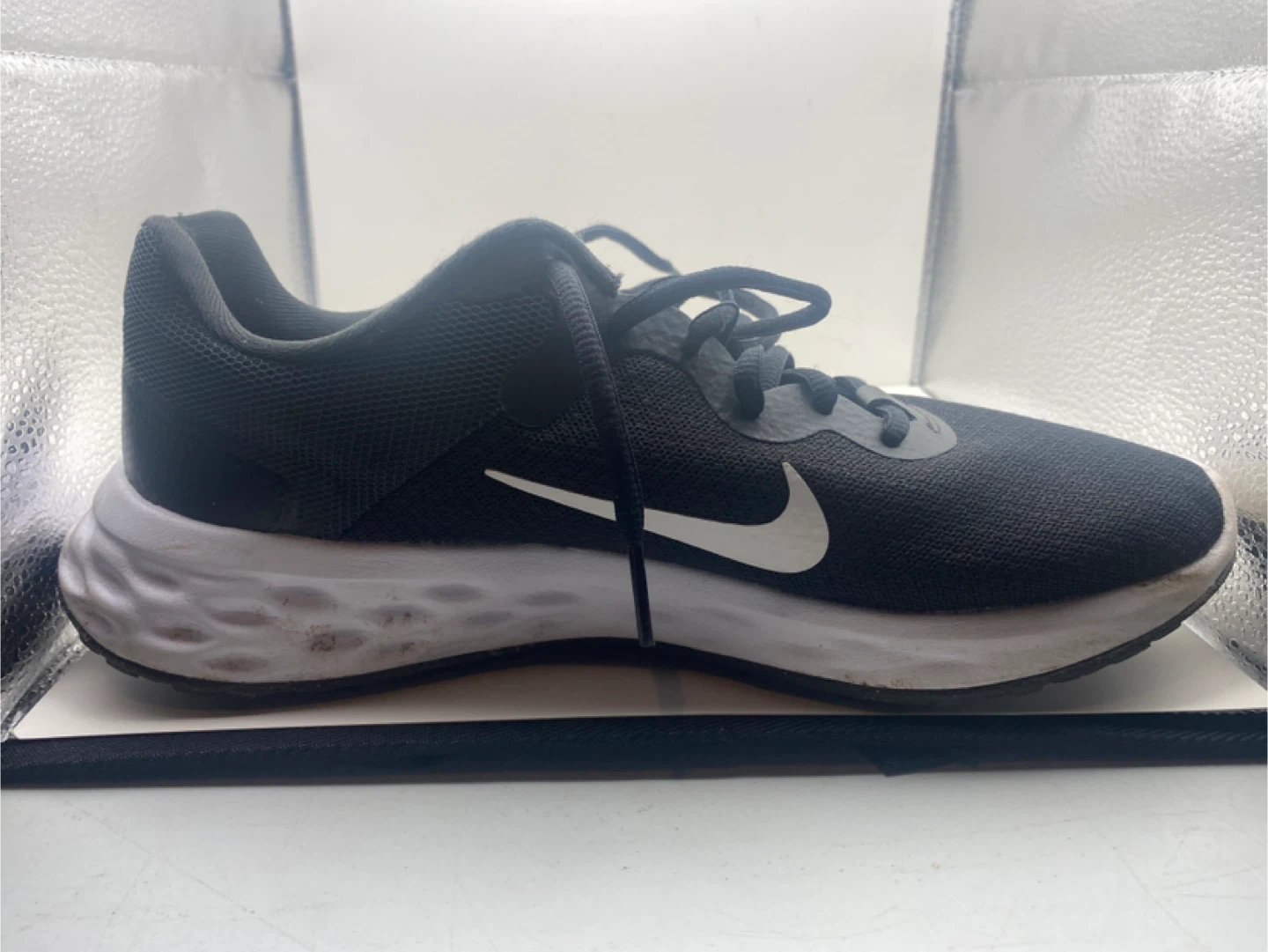 Nike Black Revolution 6 Women’s Running Shoes Size 9.5 Used - photo 2