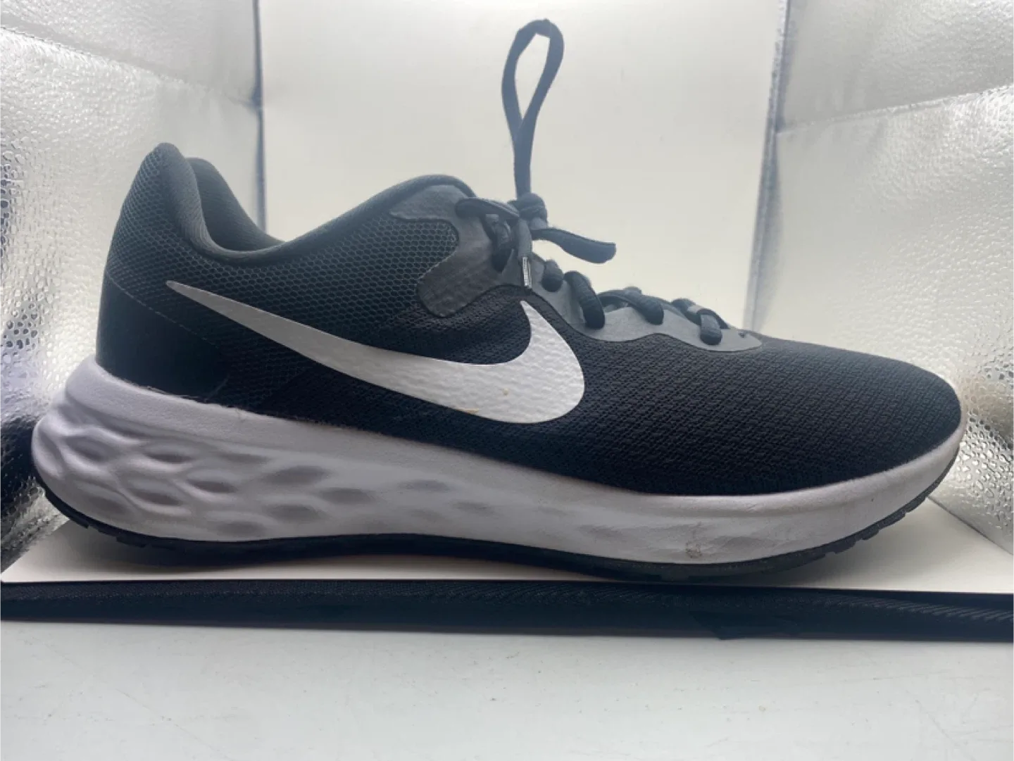 Nike Black Revolution 6 Women’s Running Shoes Size 9.5 Used image indicator(5)