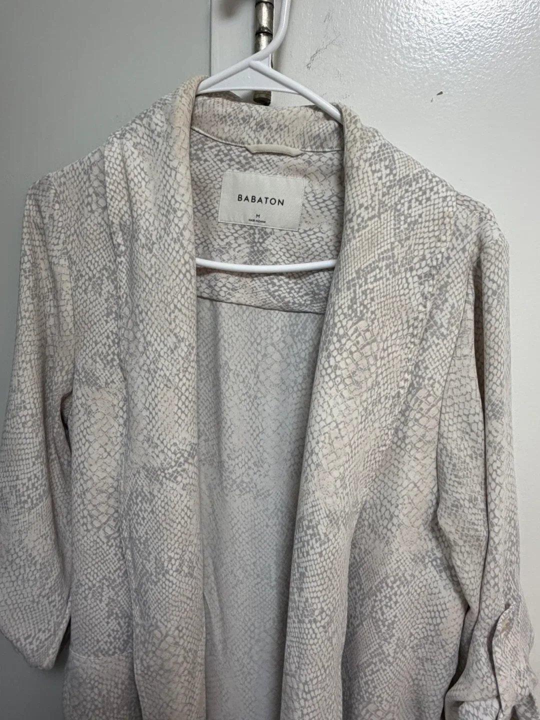 Babaton Snakeskin Print Blazer - Size M image indicator(2)