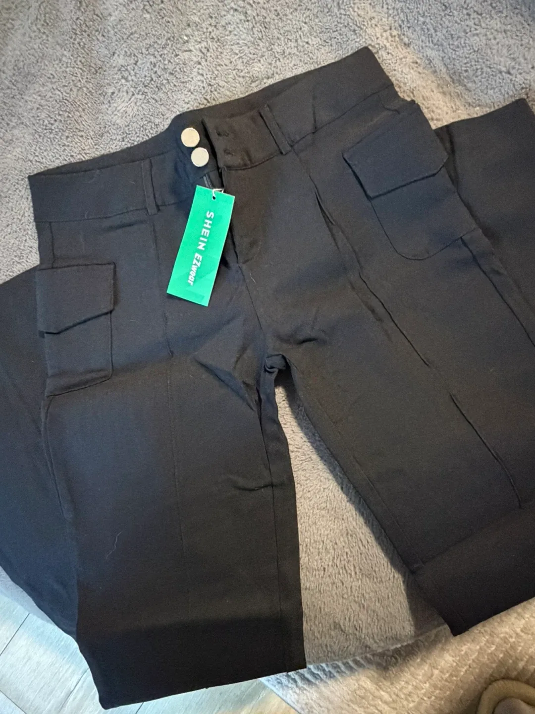 New SHEIN EZwear Black Cargo Pants - Size L