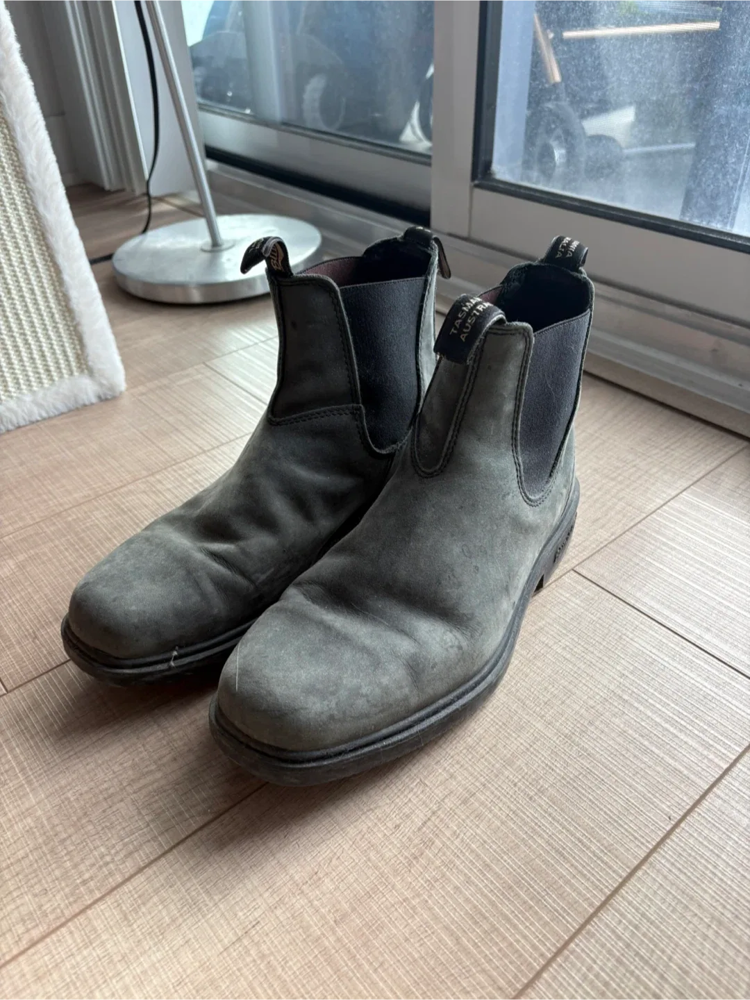 Men’s Blundstones - AUS 8