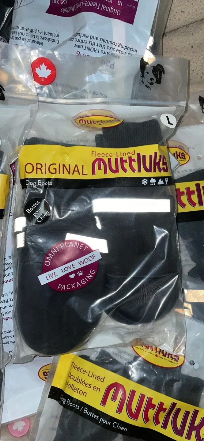 Muttluks Fleece-Lined Dog Boots - Size Medium image indicator(3)