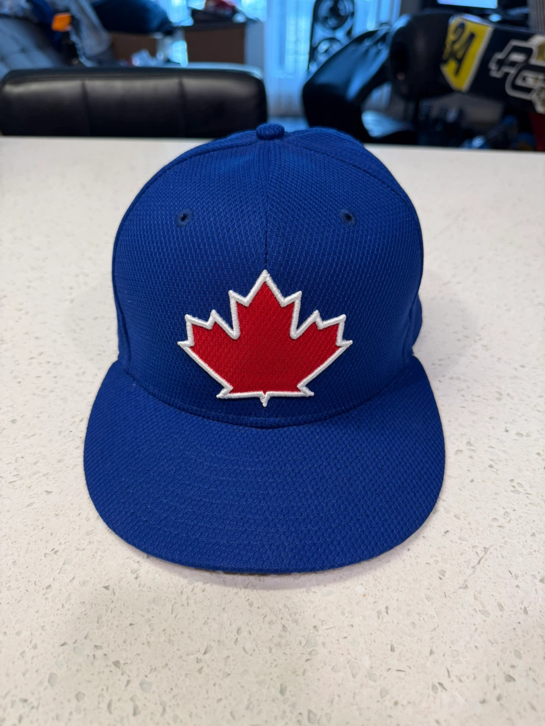 New Era Toronto Blue Jays Fitted Hat - Size 7
