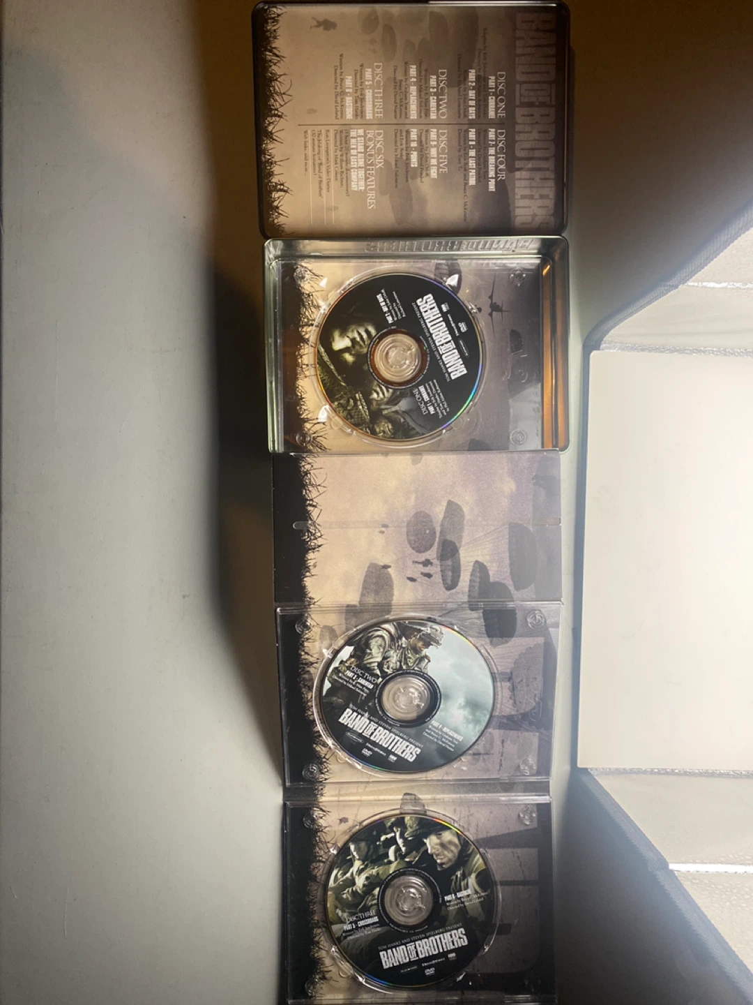 Band of Brothers DVD Set Used - photo 2