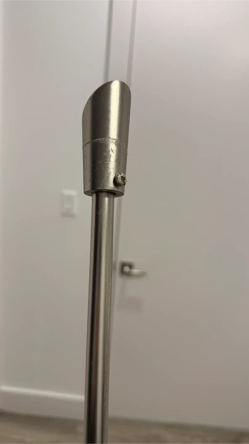 Silver Metal Curtain Rod - 4 Feet and expands