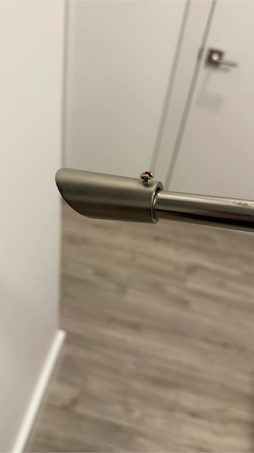 Silver Metal Curtain Rod - 4 Feet and expands - photo 3