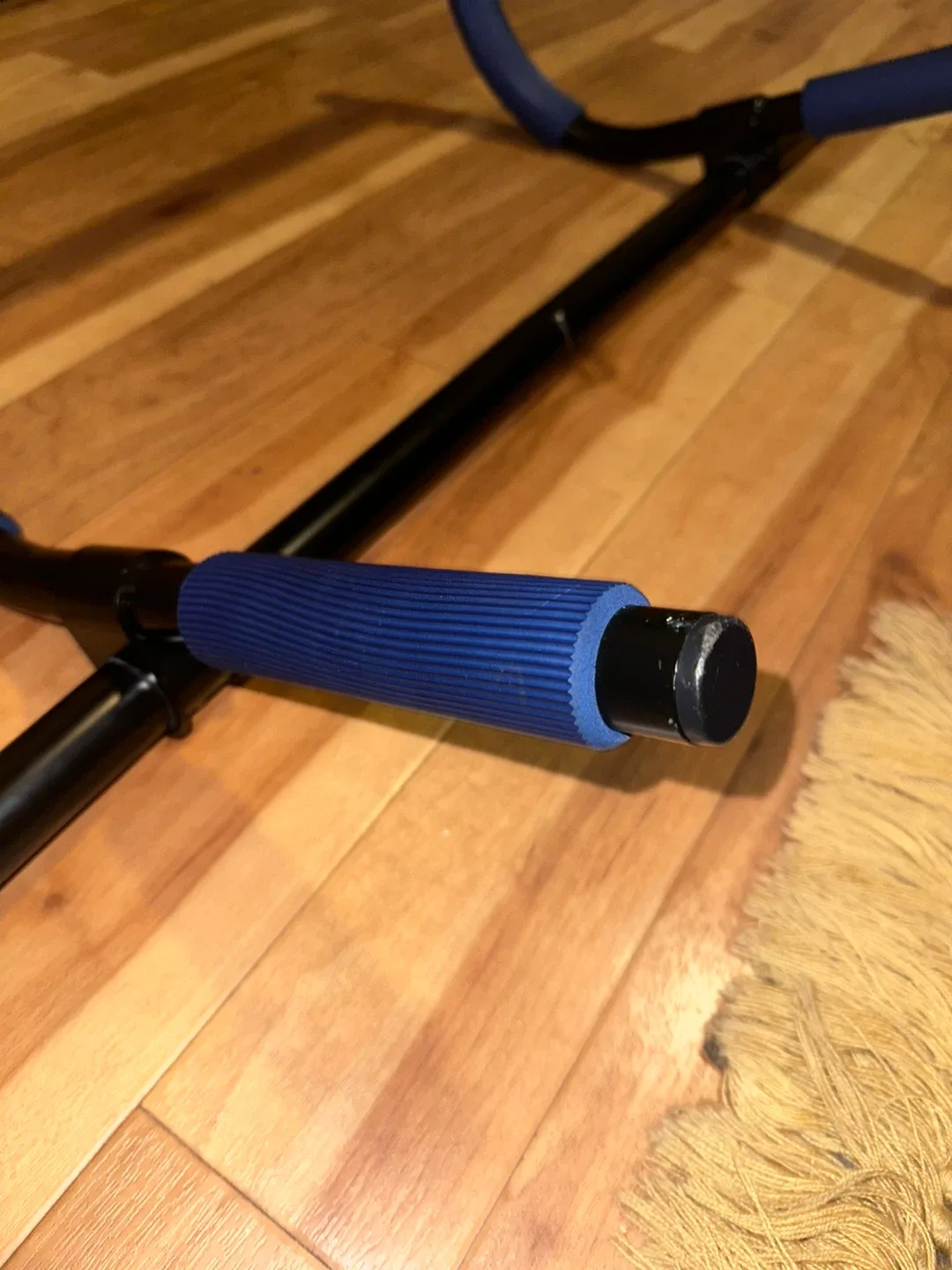 Pull-Up Bar image indicator(2)