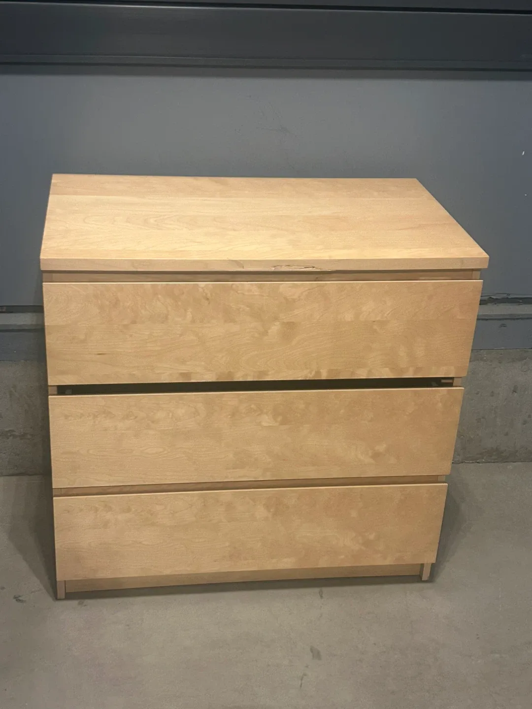 IKEA MALM dresser with 3 drawers thumbnail