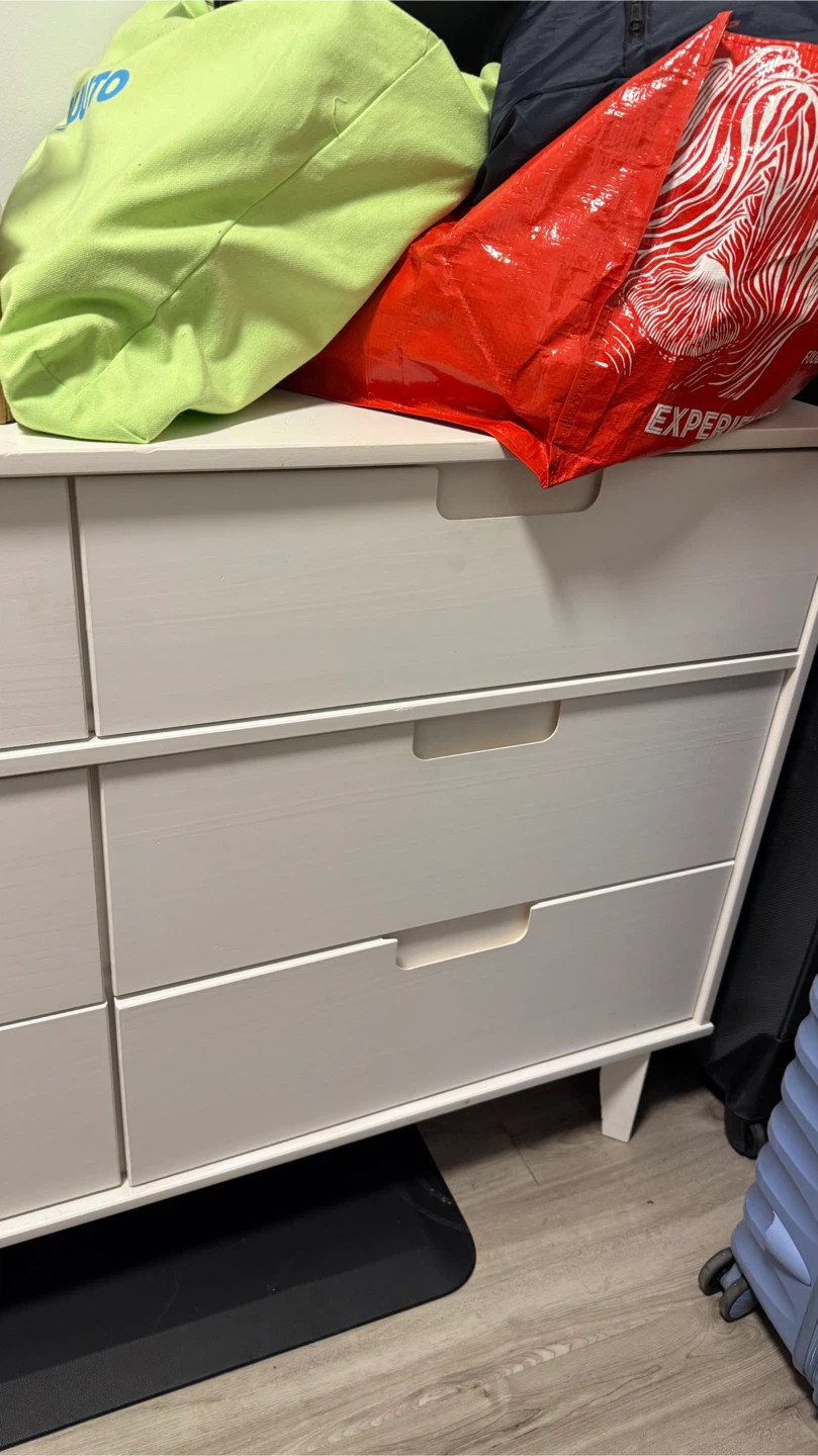 Beautiful real wood White 6-Drawer Dresser - photo 5