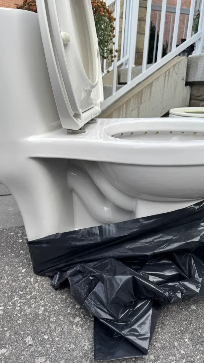 WaterRidge White Toilet image indicator(4)