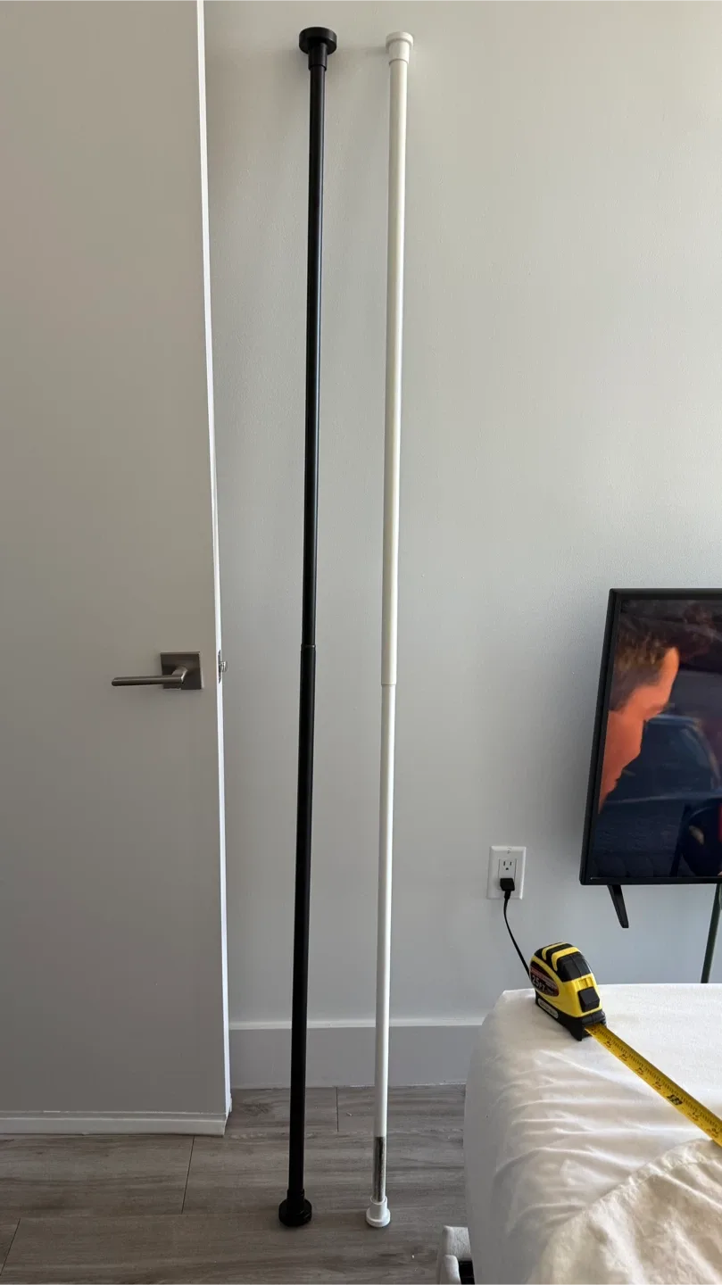 Adjustable Tension Curtain Rod - Black and White image indicator(2)