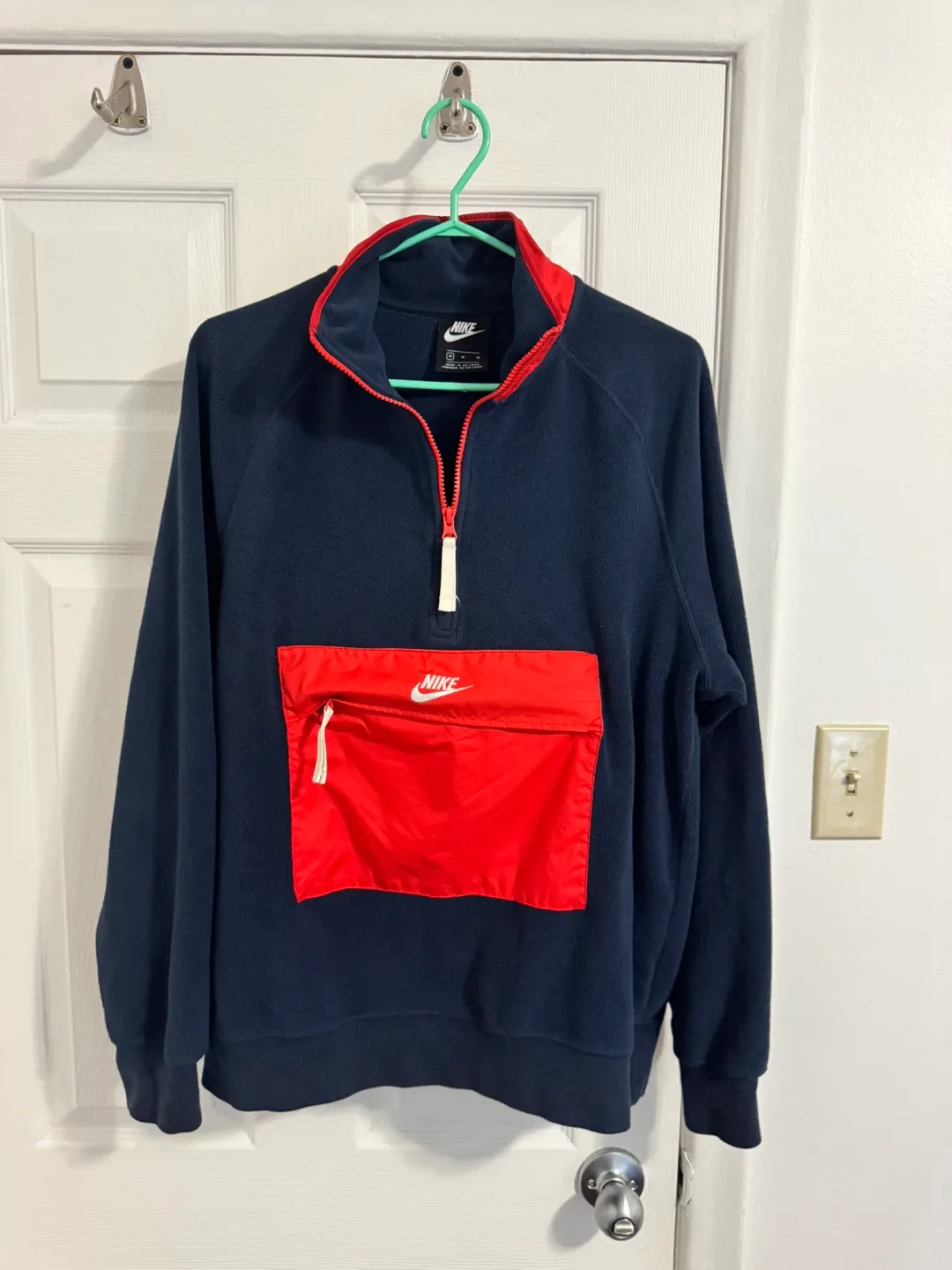 Nike Sportswear Club Fleece Half-Zip Pullover (medium mens) image indicator(8)