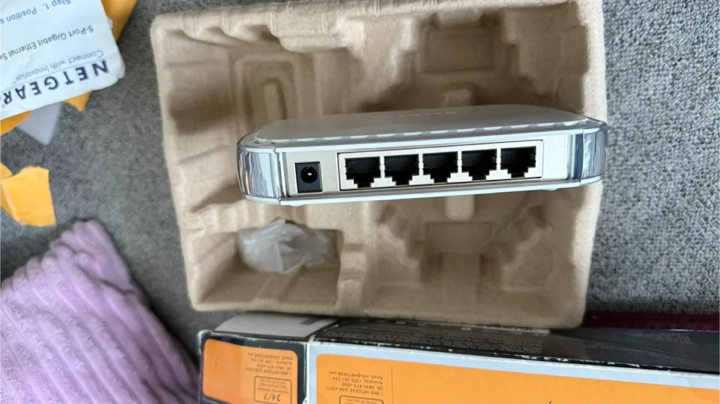 NETGEAR 5-Port Gigabit Ethernet Switch GS605 image indicator(2)