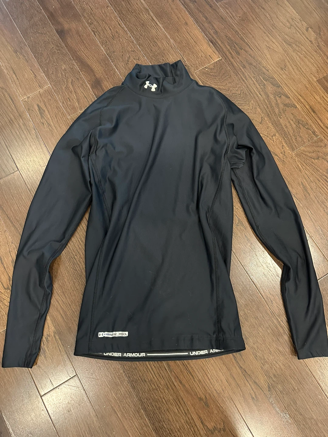 Under Armour ColdGear Mock Compression Shirt - M